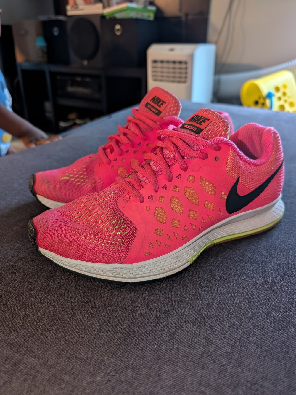 Nike Air Zoom Pegasus 31 women's Pink running shoe